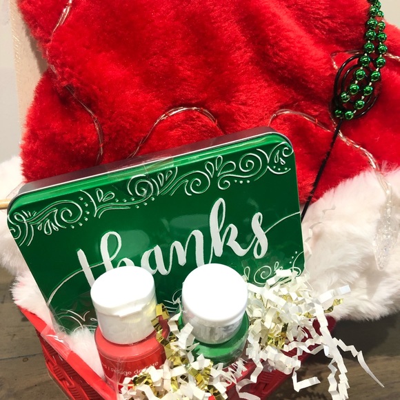 Small Festive Curated Pre-Wrapped Holiday Gift Basket - Picture 4 of 5